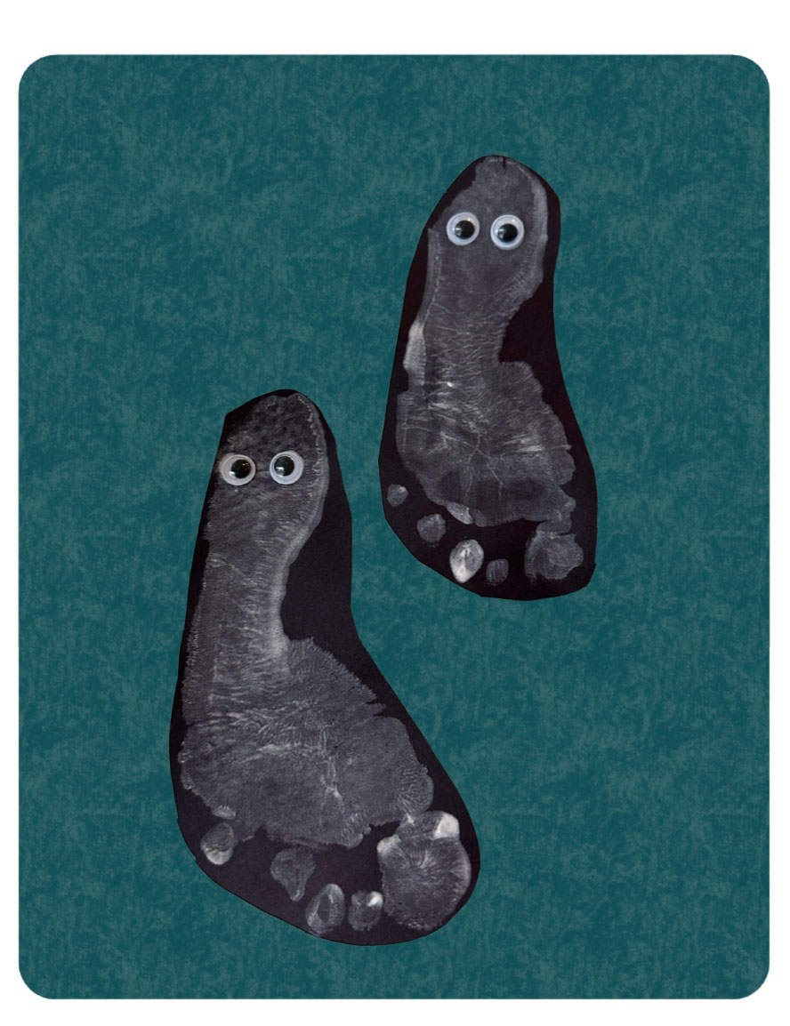 ghost footprint halloween craft for toddlers 